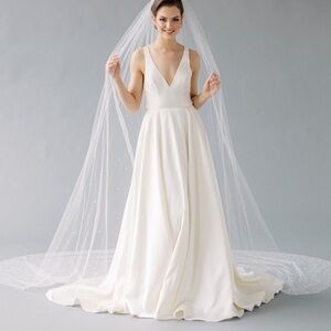 Toni Federici Glass Slipper Veil